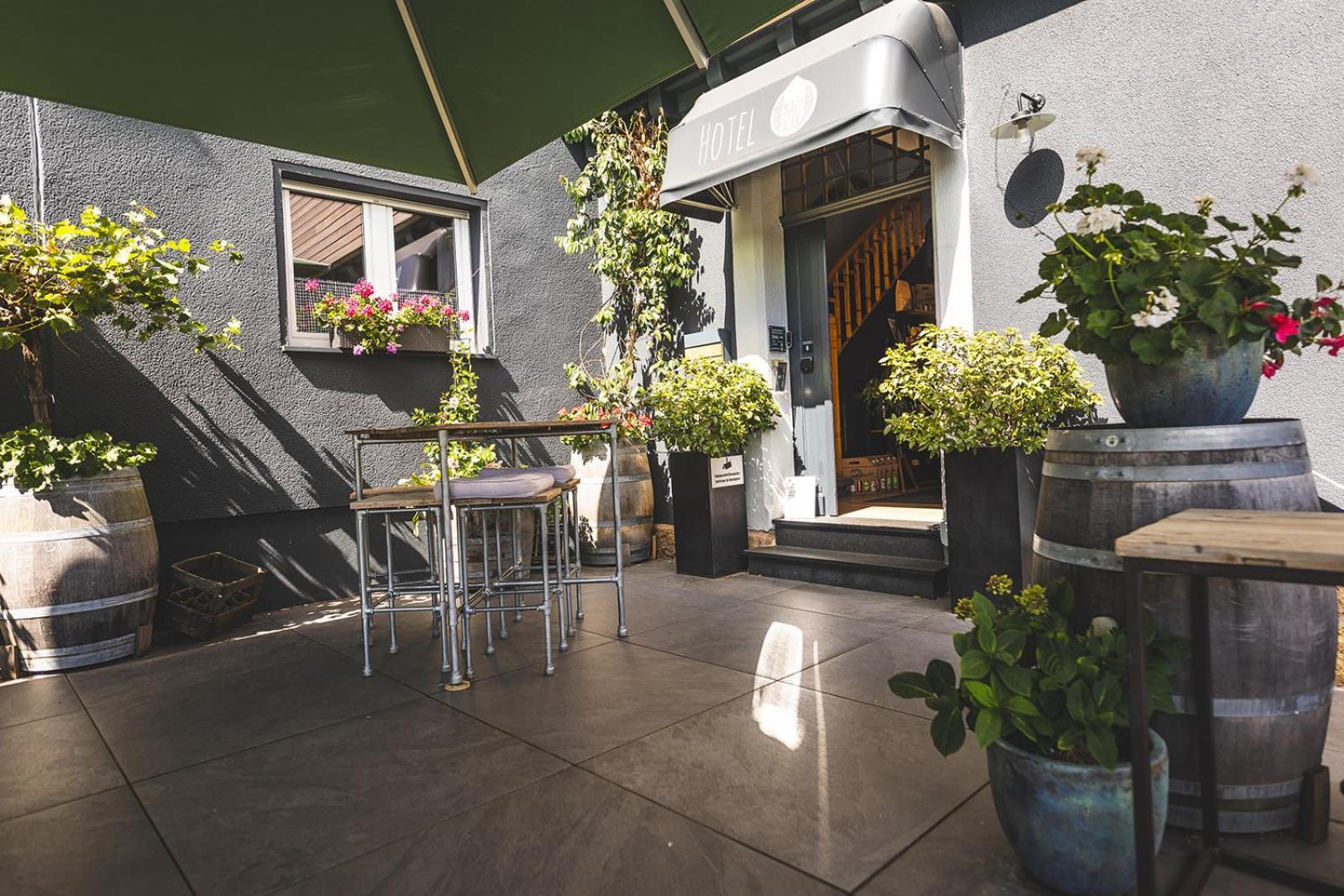 Boutique Hotel Landhauszeit Бад Мюнстерайфел Екстериор снимка