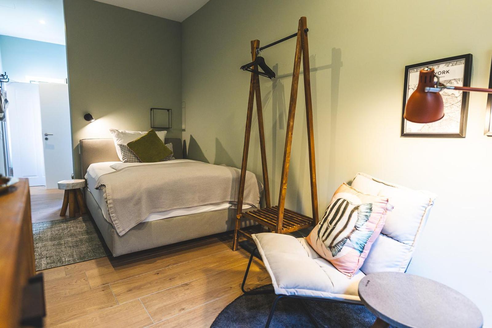 Boutique Hotel Landhauszeit Бад Мюнстерайфел Екстериор снимка