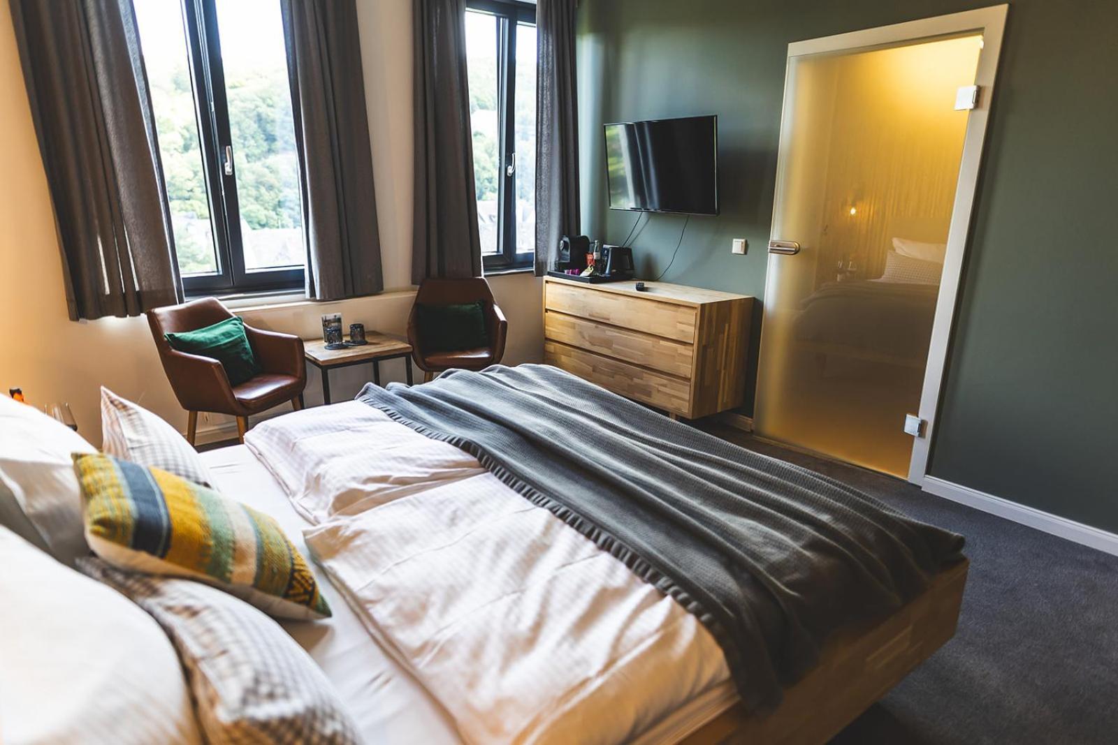 Boutique Hotel Landhauszeit Бад Мюнстерайфел Екстериор снимка